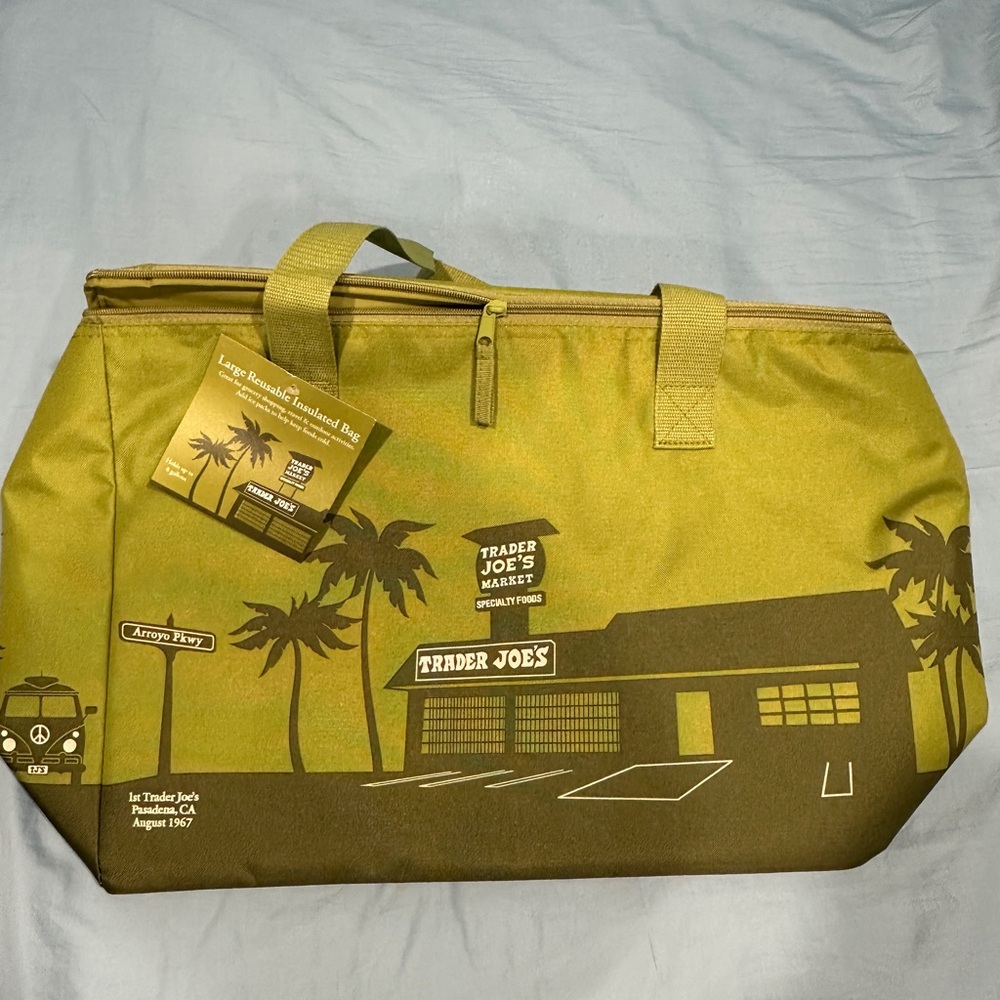 Trader Joe's Large Insulated Tote Olive Green 8 Gallon Reusable Bag Cooler